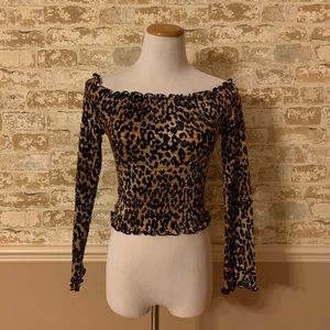 NWOT Off the shoulder cheetah print top
